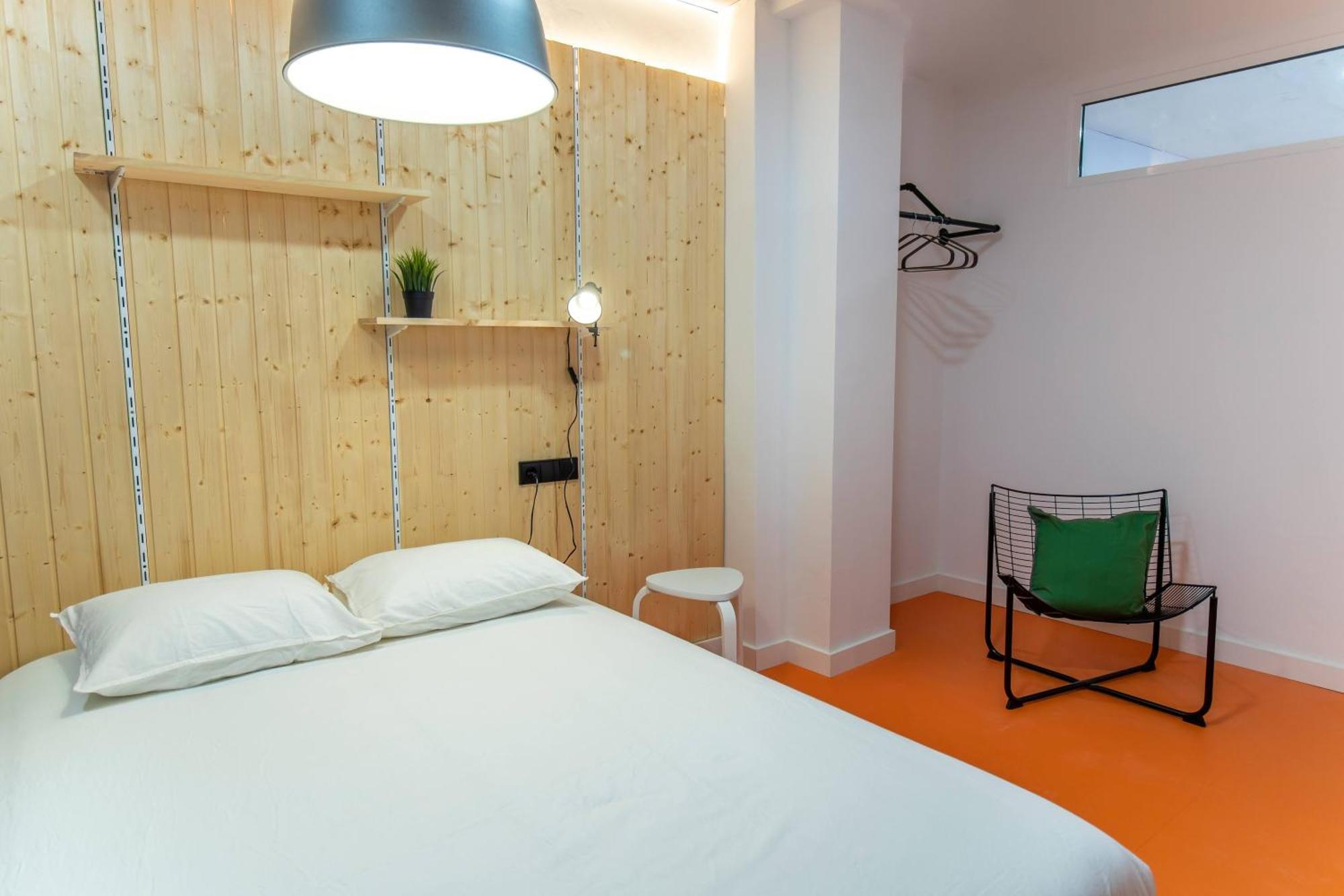 Koala Hostel Mercado アリカンテ エクステリア 写真