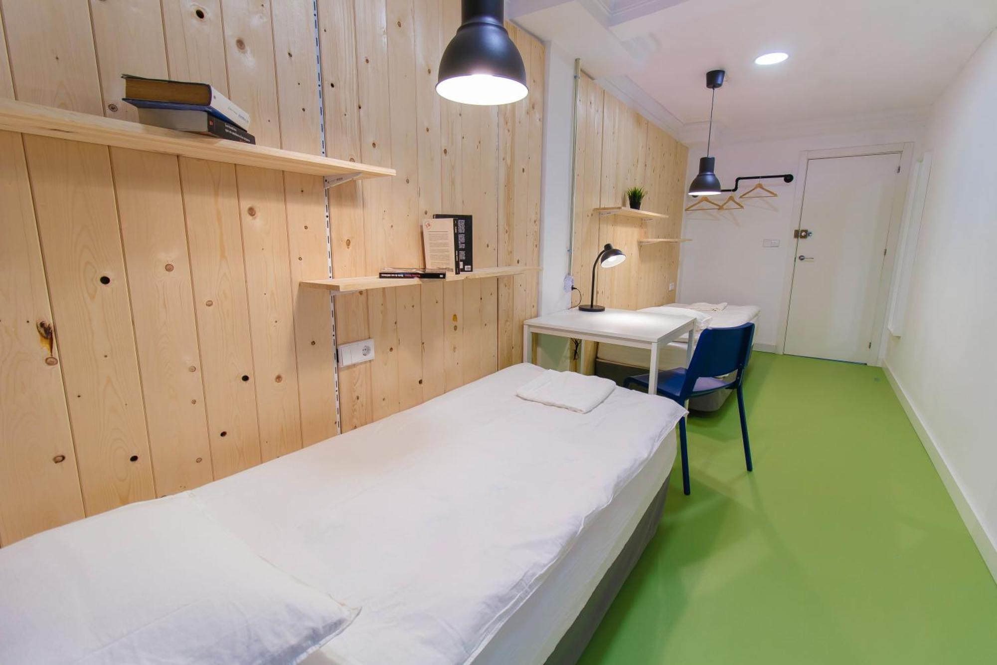 Koala Hostel Mercado アリカンテ エクステリア 写真